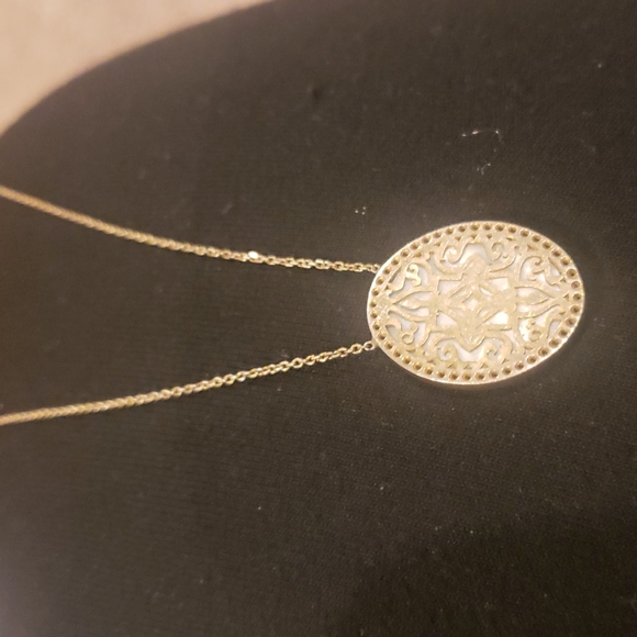 Italy 925 Gold Plated Sterling Silver Pearl Blessed Mother Virgin necklace - Picture 3 of 11